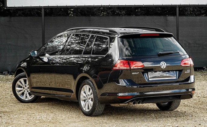 Volkswagen Golf cena 34900 przebieg: 212000, rok produkcji 2016 z Błonie małe 667